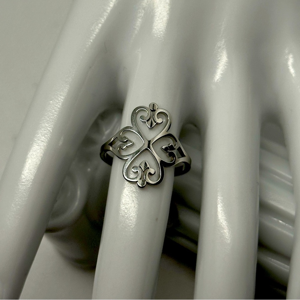 Women ring